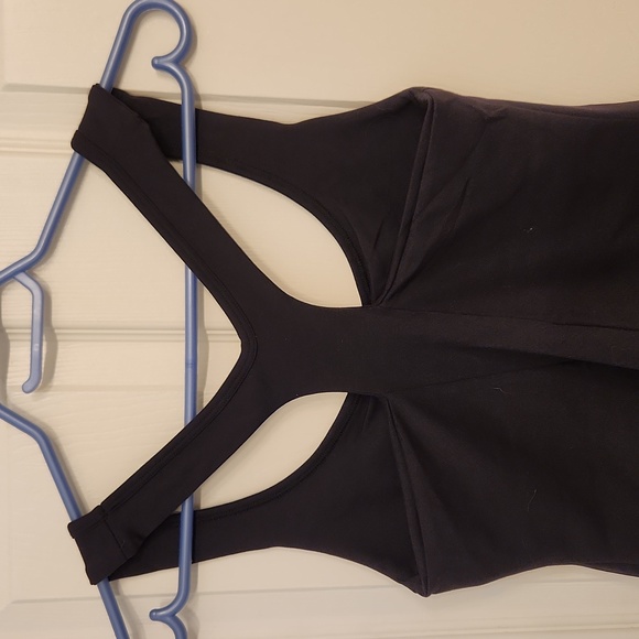 Skyler black Yasmin Racerback Tank Sz M - Picture 2 of 7